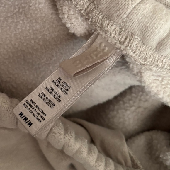 SKIMS | COTTON FLEECE CLASSIC JOGGER | STONE - Picture 3 of 5